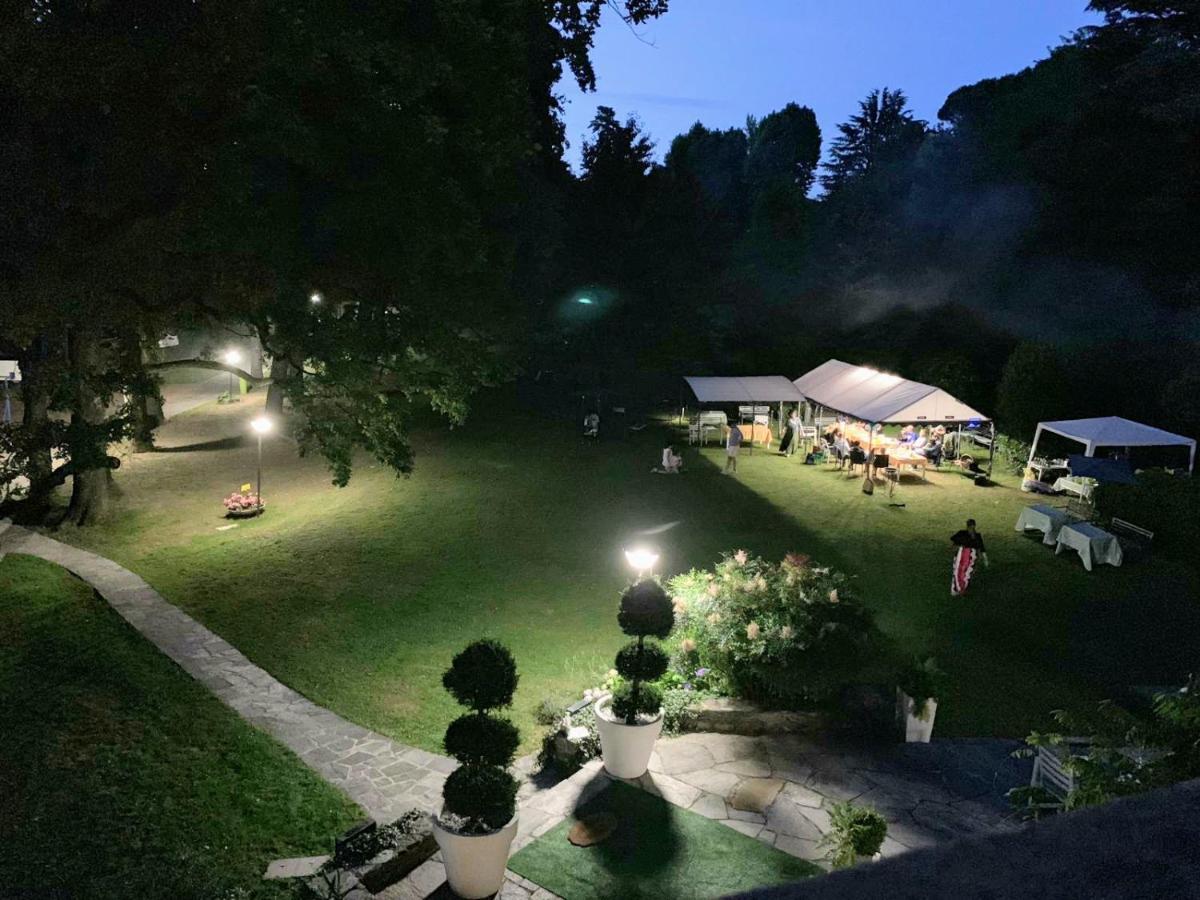 "La Selvetta" Bed And Breakfast Buguggiate Exterior foto