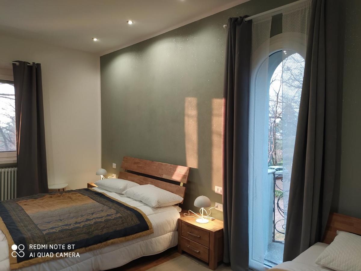 "La Selvetta" Bed And Breakfast Buguggiate Exterior foto