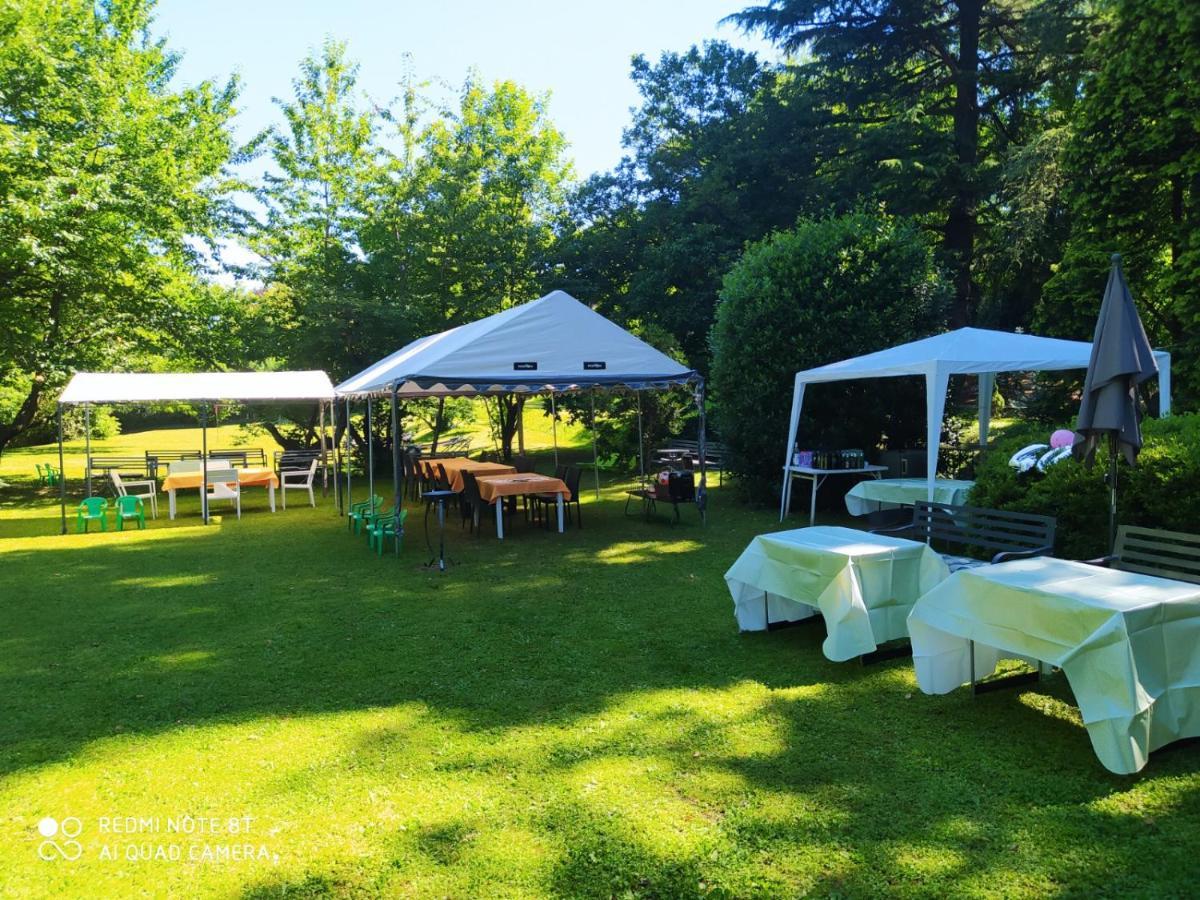 "La Selvetta" Bed And Breakfast Buguggiate Exterior foto