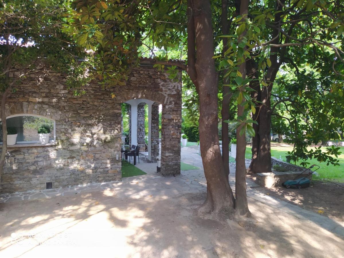 "La Selvetta" Bed And Breakfast Buguggiate Exterior foto